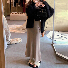 批发2025新款孕妇针织鱼尾半身裙秋冬小个子无托腹中长款孕妇鱼尾裙