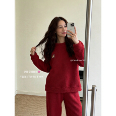 批发Z51#马年红色<b class='q'>睡衣</b>女款秋冬加厚圆领半边绒马上有钱<b class='q'>睡衣</b>家居服套装
