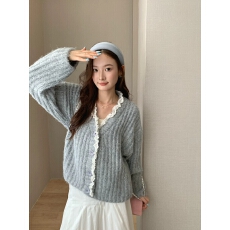 批发<b class='q'>韩国</b>东大门棒针<b class='q'>蕾丝</b>花边慵懒软糯毛衣针织开衫加厚短款外套上衣潮