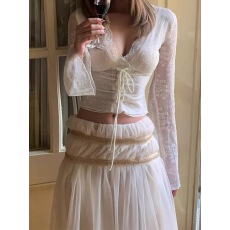 批发法式纯欲风绑带V领长袖蕾丝上衣女2026春新款女装修身显瘦<b class='q'>短款</b>T恤