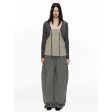 批发NECY 灰豆绿小碎花针织<b class='q'>套装</b>女春夏收腰设计吊带背心甜美