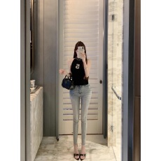 批发luna潞娜2.28新品小香风<b class='q'>背心</b>钻钻设计修身挂脖<b class='q'>背心</b>