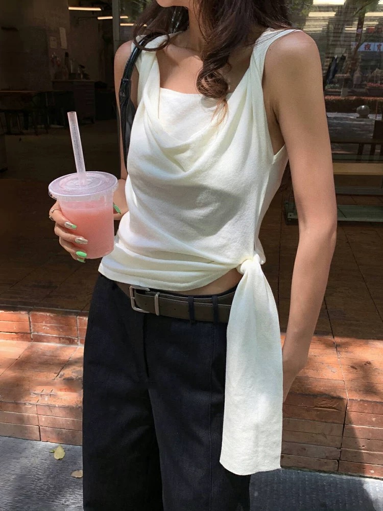 프랑스식 흔들다 칼라 페이크 레이어드 민소매 티셔츠 여성 여름 허리 수축 디자인 센스 작은 대중 스트랩 고급 센스 쇼트 스타일 맨위