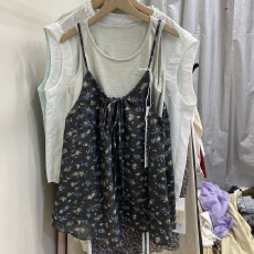 批发韩系<b class='q'>女</b>装时尚潮流吊带连衣裙套装<b class='q'>女</b>夏季气质叠穿上衣夏款碎花小衫