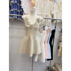 批发黑色立体花朵针织吊带连衣裙女夏季收腰显瘦纯欲风A字摆中裙