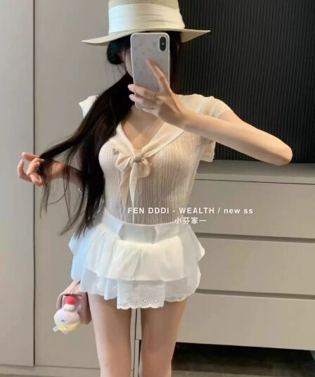 작은 펜 홈 fenddi2026 여름 새로운 품격 핫걸 순수한 욕망 해군 칼라 스트라이프 쇼트 스타일 꽈배기 니트 스웨터 여성