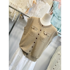 批发韩系撞色条纹针织<b class='q'>马甲</b>女 圆领单排扣双口袋无袖薄款开衫背心