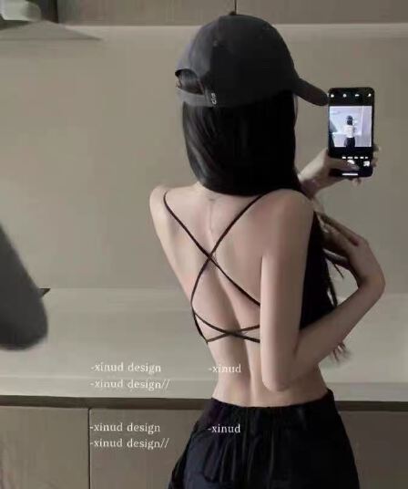 인터넷 유명인 한국 스타일 아름다움 뒤로 캐미솔 속옷 없음 강철 링 소녀 얇은 스타일 작은 가슴 텍스트 브래지어 십자가 어깨끈 가슴 패드