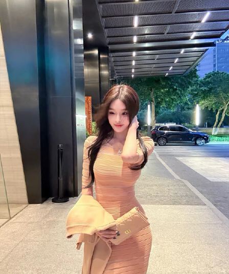 ww 오리지널 서울 자매 중간 소매 홀로우 아웃 타이트 스커트 드레스 한 부서 이른 가을 계모 순수한 욕망 섹시함 미니 스커트