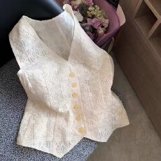 批发法式镂空蕾丝<b class='q'>马甲</b>女气质新款外穿百搭无袖薄款背心上衣