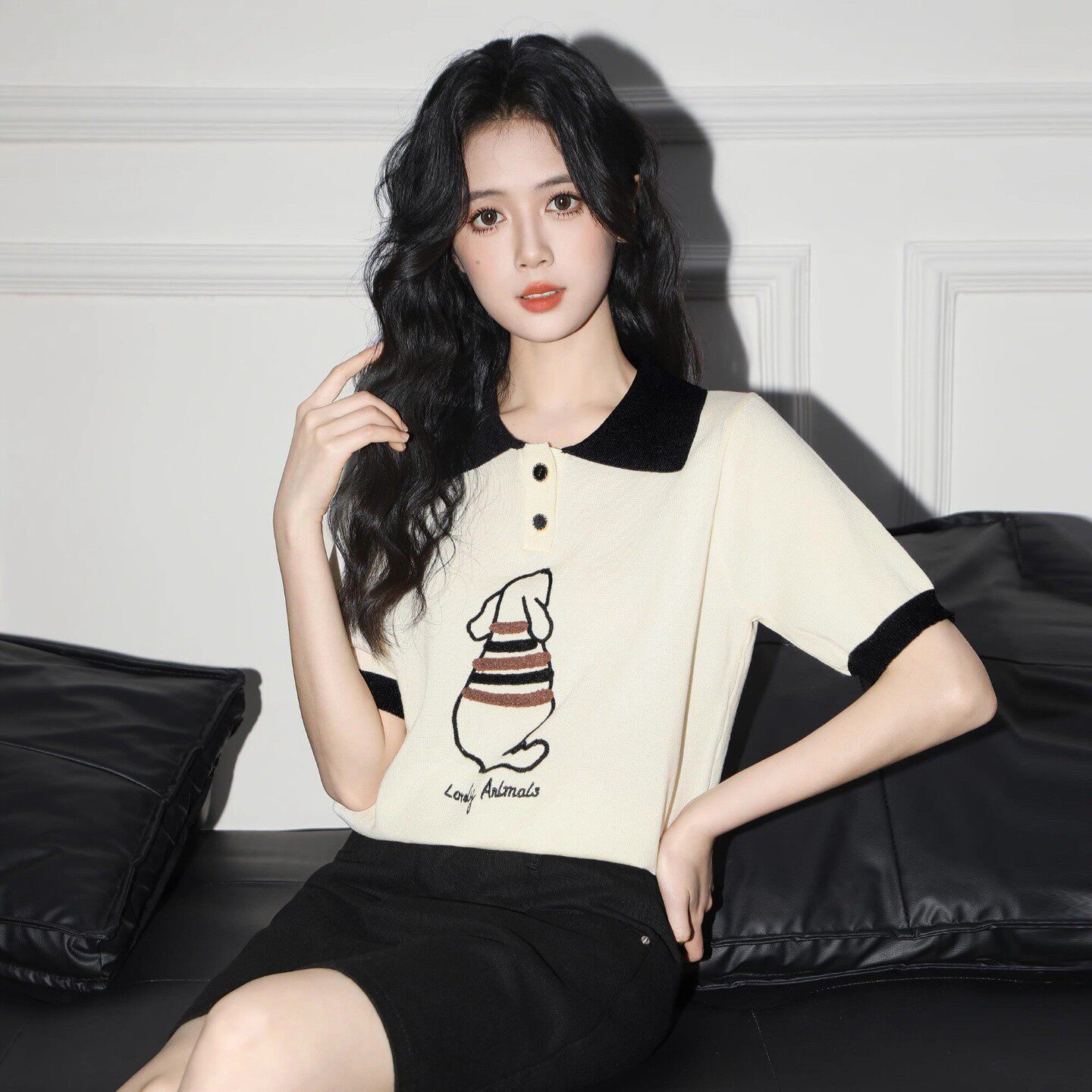 재고 있음 2026 여름 여성 레저 잘 생긴 만화 애니메이션 디자인 센스 배색 폴로 칼라 반팔 베이비 칼라 니트 스웨터
