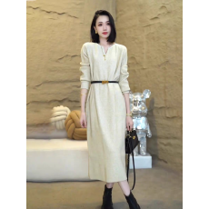 批发哺乳连衣裙轻奢高级感精致毛衣裙子秋<b class='q'>冬</b>新款气质针织长袖羊毛