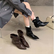 批发欧洲站尖头短靴女2025秋套筒皮带扣小众西部靴显腿长低跟时装靴子