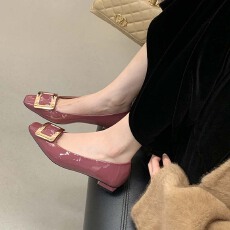 批发2026<b class='q'>春</b>季新款 网红同款rv漆皮方扣单鞋 粗跟中跟方头浅口女鞋通勤