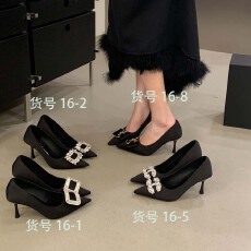 批发法式尖头水钻高跟鞋女气质高级不累脚2026新款<b class='q'>冬</b>细跟黑色职业单鞋