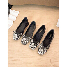 2025秋季新款方头浅口平底水钻蝴蝶结绒面单鞋女粗跟软底瓢鞋大码