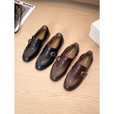 2025NI年秋冬新款平底软跟不累脚软小皮鞋女一脚蹬英伦风乐福鞋女