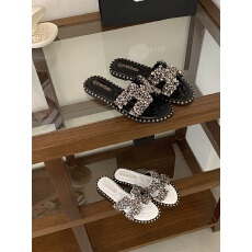 批发凉拖女2026<b class='q'>夏</b>季新款平底时尚水钻露趾脚人字拖户外穿大码凉拖鞋女