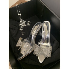 批发2026夏季新品尖头水晶根蝴蝶结拖鞋外穿气质凉拖PVC现货35-40