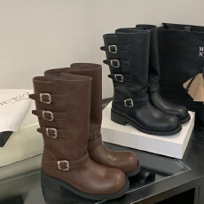 批发英伦风复古皮带扣骑士靴2025新款宽同马丁靴一脚蹬粗跟厚底中筒靴