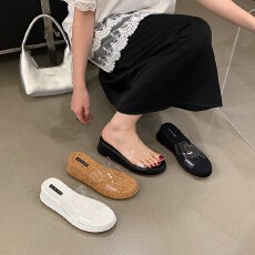 批发2026坡跟厚底透明一字拖鞋女外穿时尚气质凉拖鞋夏季