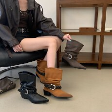 批发复古风尖头褶皱堆堆靴女皮带扣粗跟短筒骑士靴气质长靴气质西部靴