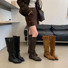 批发复古机车风搭扣长筒靴女秋冬尖头低跟酷飒辣妹风显瘦不过膝骑士靴