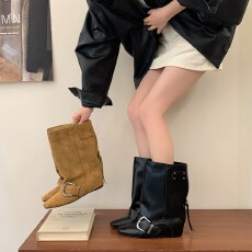 批发2026欧美风方头铆钉皮带扣短靴女春秋内增高时装靴显瘦骑士靴