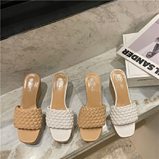 批发小个子厚底坡跟凉拖鞋女2026<b class='q'>夏</b>季新款时尚外穿漏趾松糕底一字拖潮