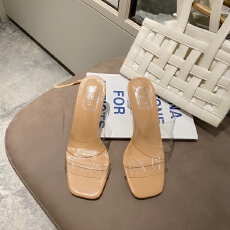 批发2026<b class='q'>夏</b>季新款ins网红同款一字带露趾凉拖外穿透明粗跟高跟凉鞋女