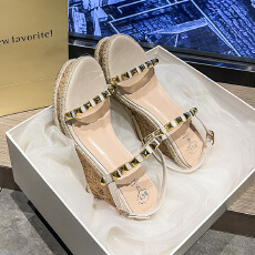 批发坡跟凉鞋女草编超高跟罗马风一字带铆钉厚底<b class='q'>夏</b>季松糕底小个子增高