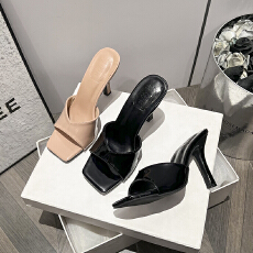 批发漆皮高跟凉拖鞋2026年新款夏季百搭细跟方头露趾性感外穿一字拖鞋