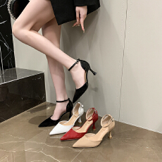 批发2026春季时尚新款  尖头一字带中空<b class='q'>性感</b>小香风凉鞋