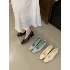 小众新款2026年法式懒人鞋一脚蹬浅口粗跟单鞋女