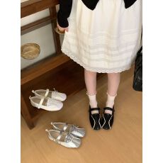 批发小众2026年春夏新款休闲风韩版浅口绸缎芭蕾舞单鞋女