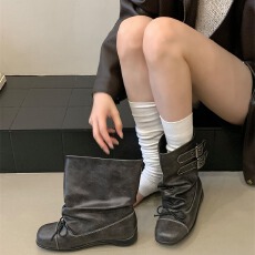 批发暗黑少女~复古做旧西部靴秋<b class='q'>冬</b>新款短靴女大筒围褶皱堆堆靴