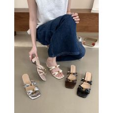 批发法式气质一字带拖鞋山茶花粗跟高跟拖鞋