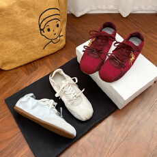 批发真皮拼绸缎复古百搭<b class='q'>休闲</b>系带阿甘鞋(红色有单独装饰）增高3公分