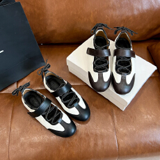 批发百搭休闲魔术贴<b class='q'>学院风</b>系带单鞋增高4公分