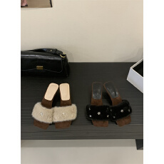 批发2025年毛毛拖高跟坡跟条凉拖  35-40码