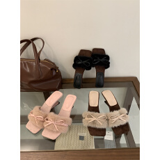 批发2025年夏季凉鞋高跟坡跟蝴蝶结毛拖  35-40码