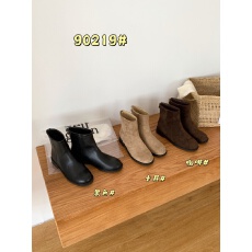 批发短靴女<b class='q'>春</b>秋单靴2025新款粗跟瘦瘦靴秋冬季切尔西马丁靴短筒及裸靴