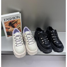 批发朋克风金属厚底小白鞋设计感小众暗黑松糕底增高单鞋<b class='q'>休闲</b>小皮鞋女