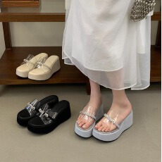 气质水钻透明凉鞋2026夏季新款松糕厚底韩版透明一字带水钻拖鞋