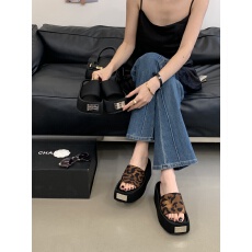 批发夏季女鞋7厘米厚底<b class='q'>休闲</b>露趾凉拖高跟一字拖中跟脚蹬踩拖凉鞋舒服