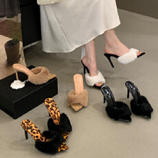 批发2026新款<b class='q'>欧美</b>外贸欧洲尖头毛毛性感细跟超高跟拖鞋大码9CM