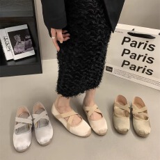 2026春季新款圆头交叉带平底芭蕾舞单鞋晚风配裙子工作鞋开车鞋女