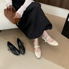 批发2025秋季新款浅口平底鞋单鞋女一字带铆钉圆头玛丽珍女鞋芭蕾舞鞋