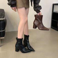 批发爆款女款靴子2025新款秋冬时尚粗跟短靴后拉链尖头瘦瘦靴高跟女靴