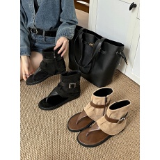 批发人字夹趾凉鞋女2025夏季新款平底罗马凉靴低跟<b class='q'>宽松</b>库管女靴子